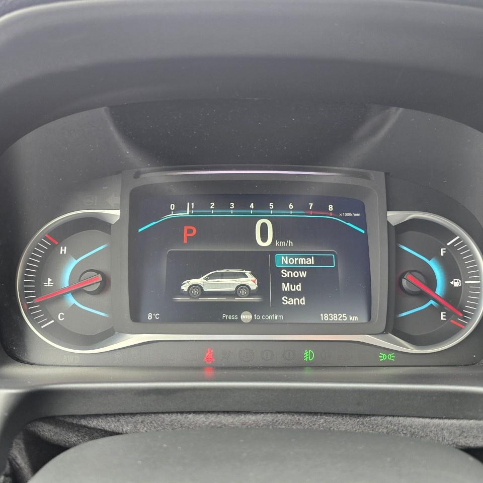 2019 Honda Passport Touring AWD Photo