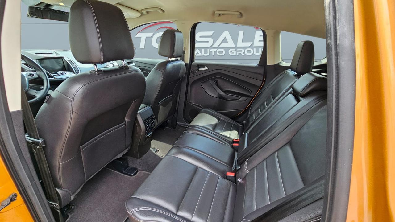 2016 Ford Escape Titanium Photo