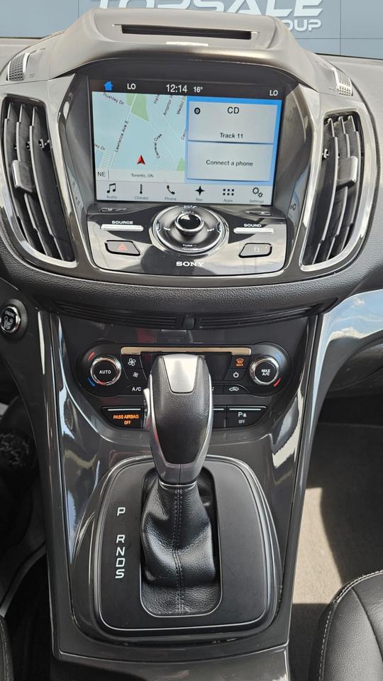 2016 Ford Escape Titanium Photo