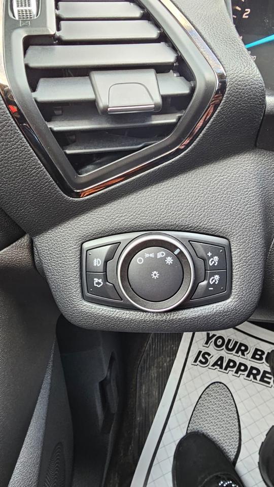 2016 Ford Escape Titanium Photo