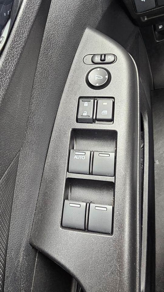 2015 Honda CR-V SE Photo