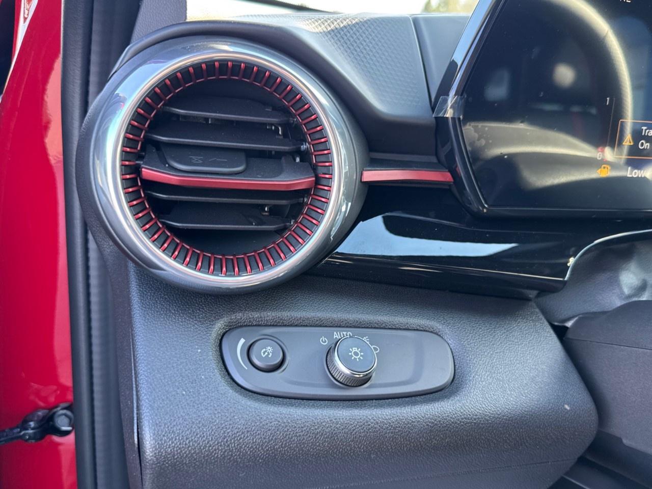 2026 Chevrolet Trax FWD 4dr 2RS Photo