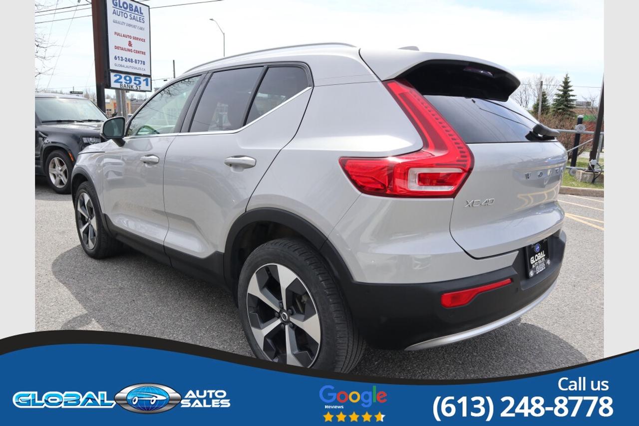 2024 Volvo XC40 B5 Plus Photo
