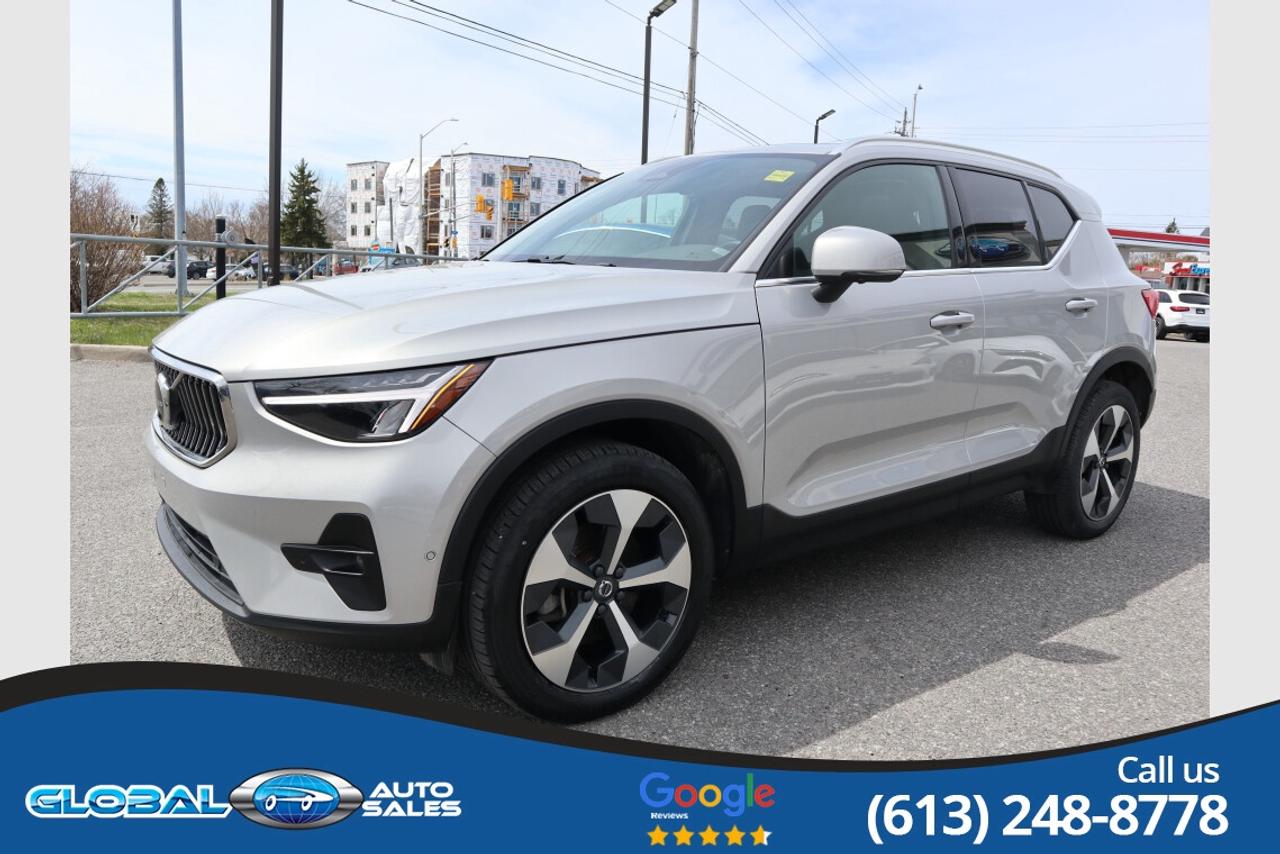 2024 Volvo XC40 B5 Plus Photo