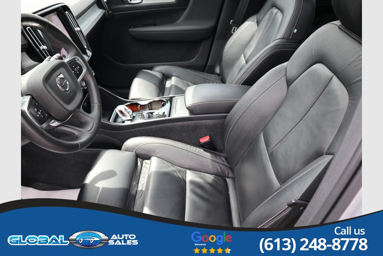 2024 Volvo XC40 B5 Plus Photo