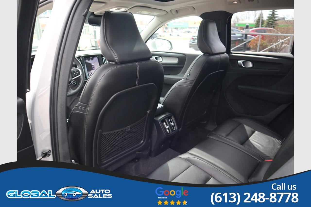 2024 Volvo XC40 B5 Plus Photo