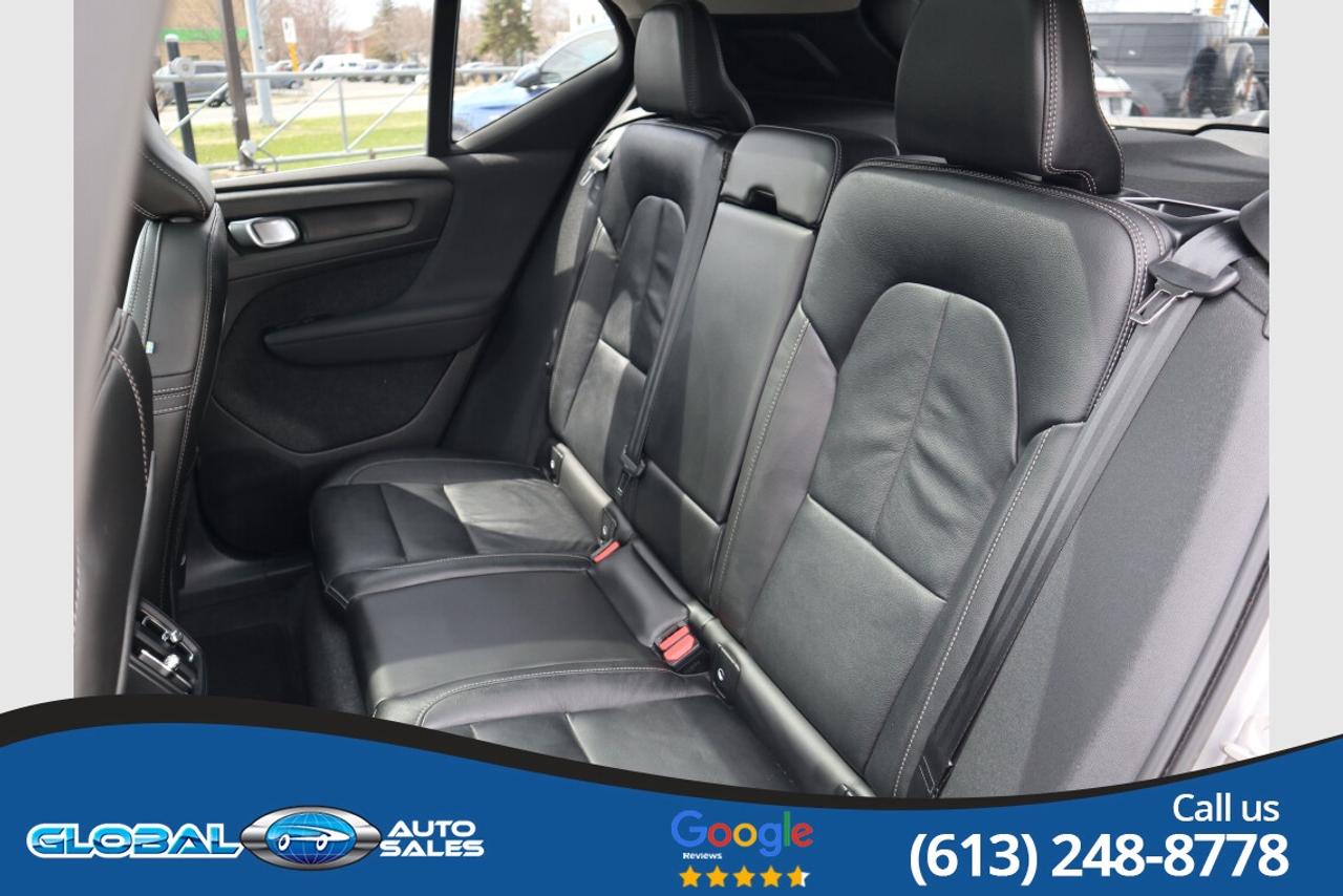 2024 Volvo XC40 B5 Plus Photo