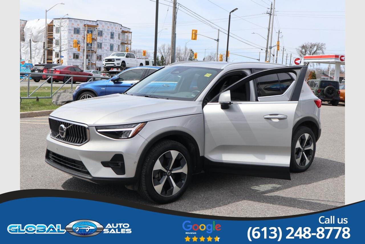 2024 Volvo XC40 B5 Plus Photo
