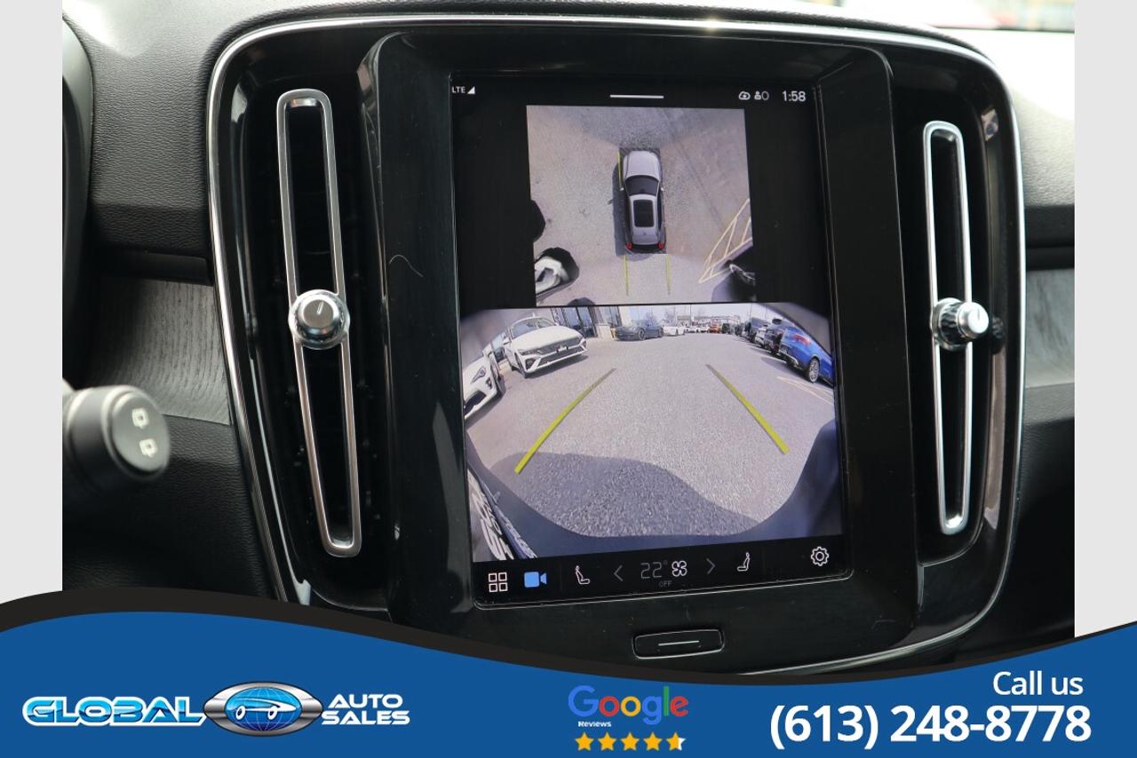 2024 Volvo XC40 B5 Plus Photo