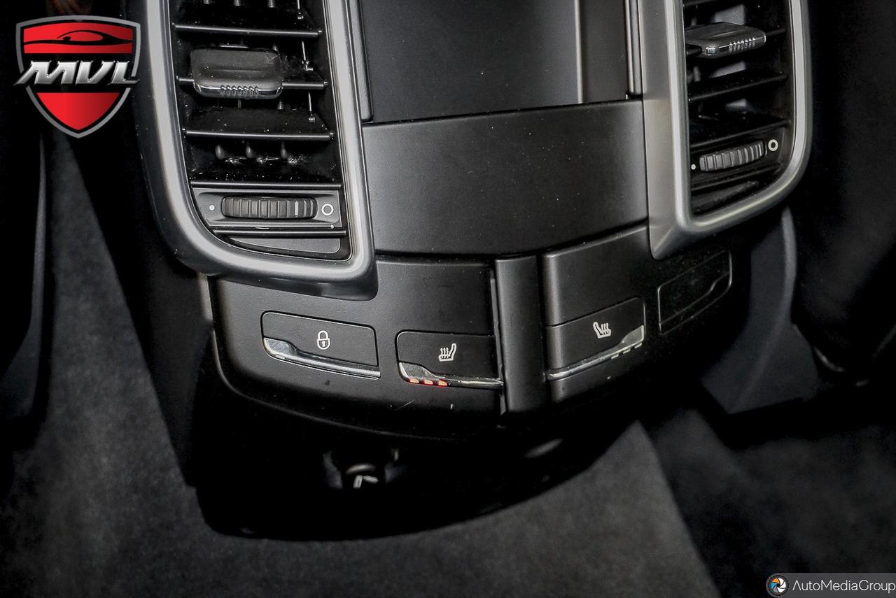 2017 Porsche Cayenne Turbo 4dr All-wheel Drive Photo