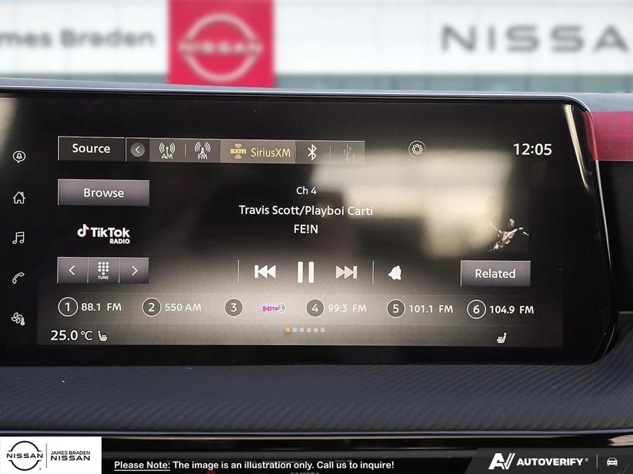 2025 Nissan Kicks SR AWD Photo