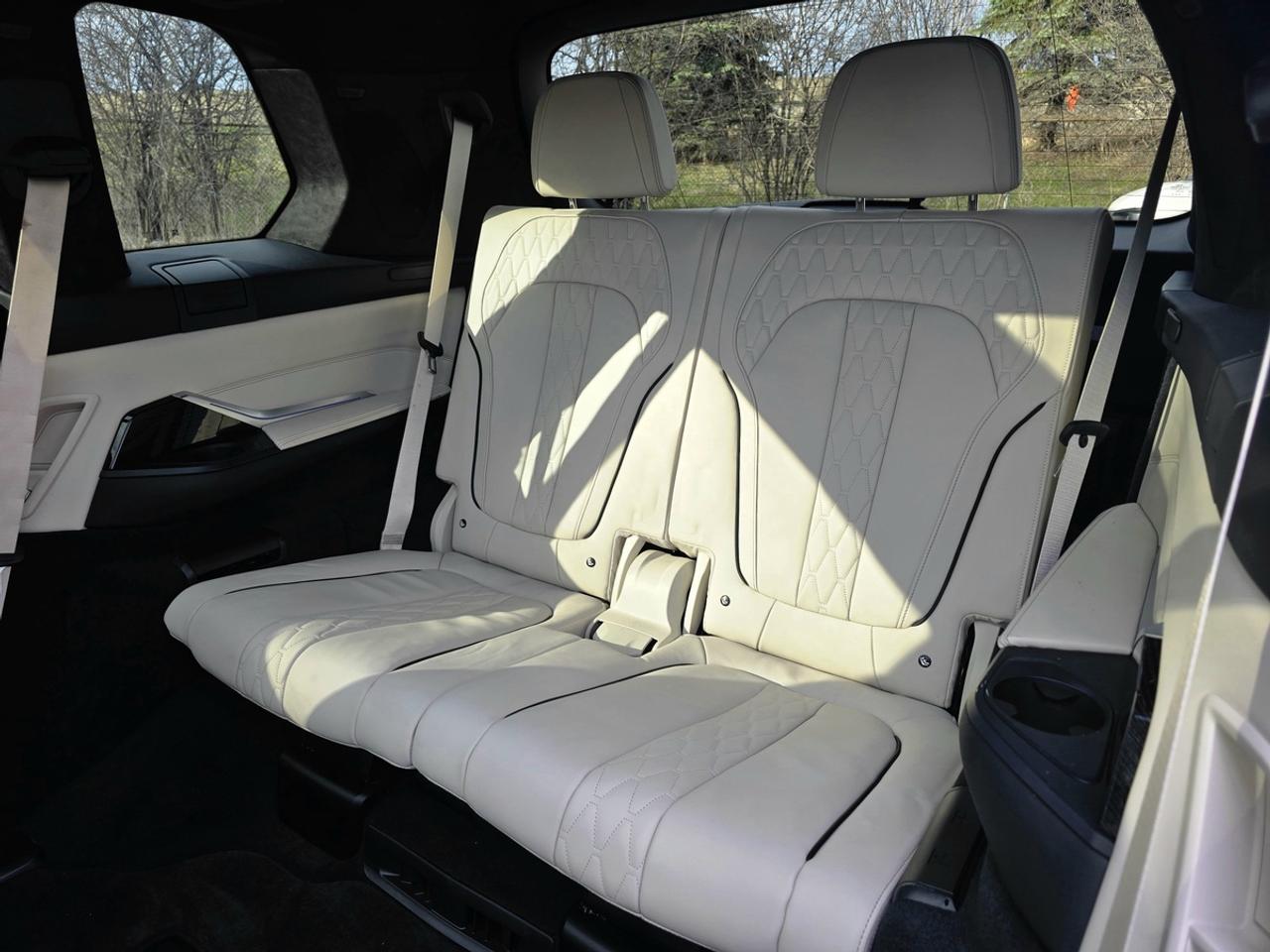 2020 BMW X7 xDrive40i w/M-Sport Pkg | No Accidents! Photo