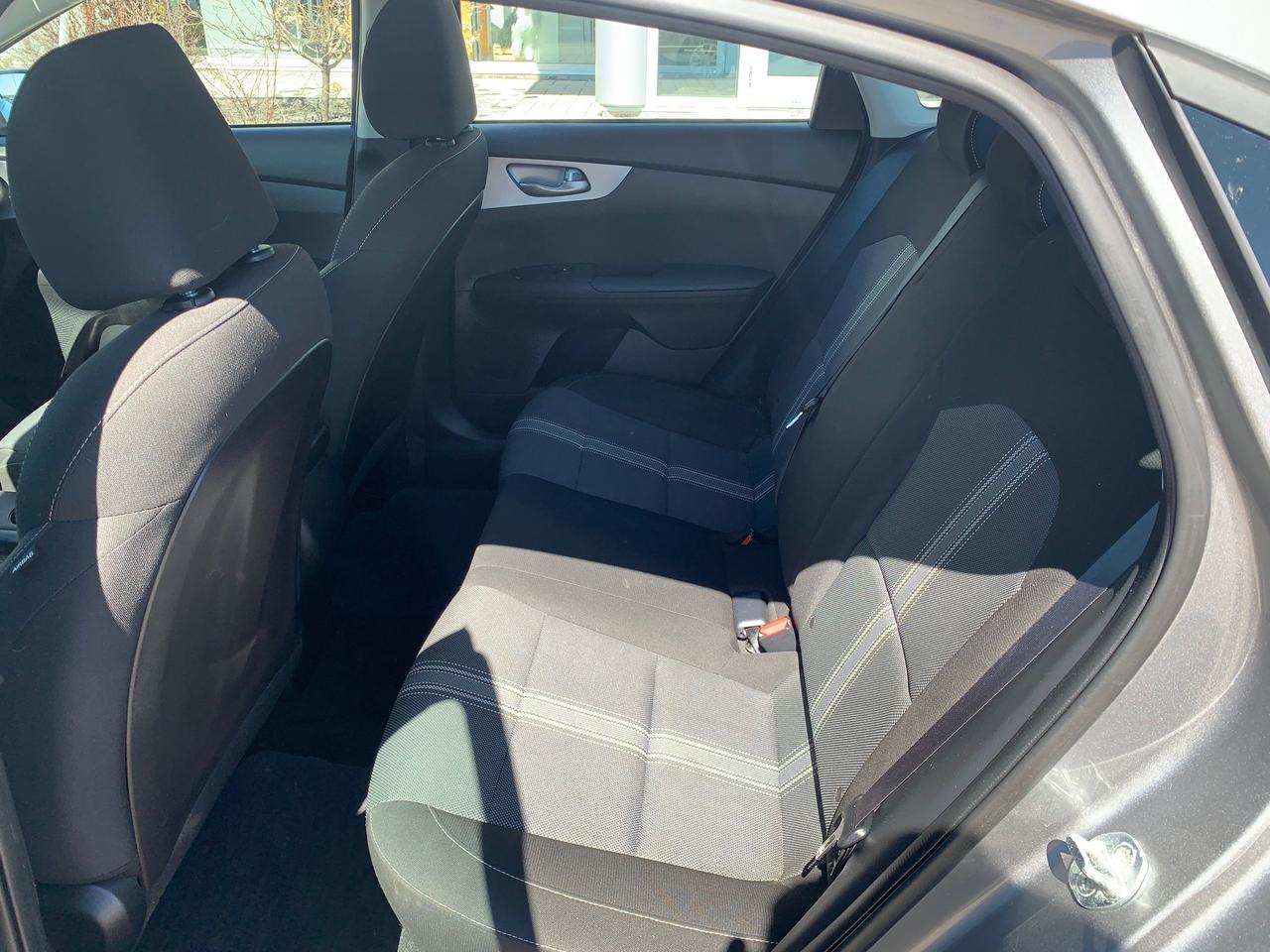 2022 Kia Forte LX 4dr Sedan Photo
