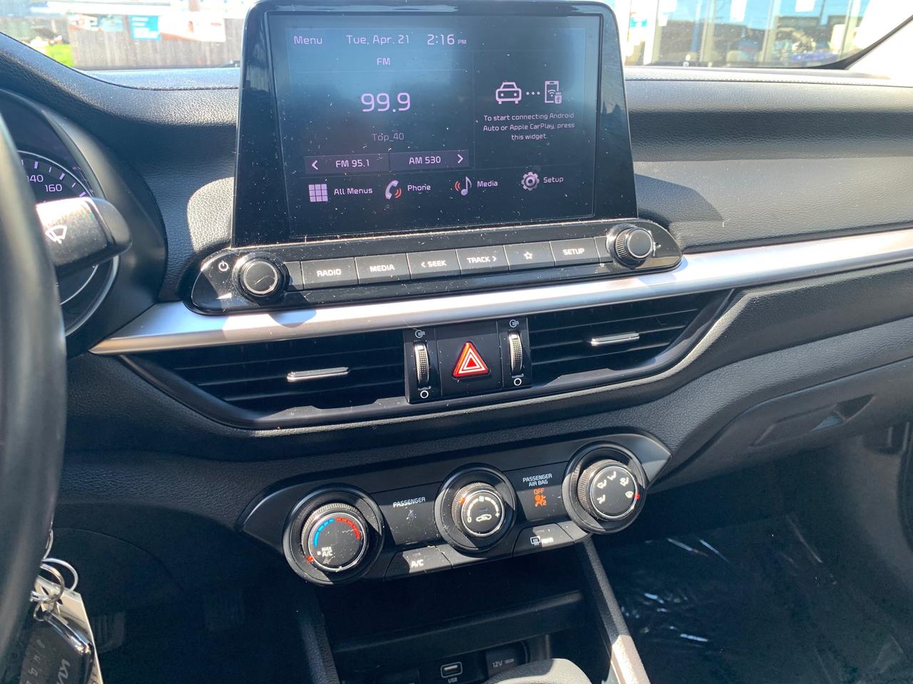 2022 Kia Forte LX 4dr Sedan Photo