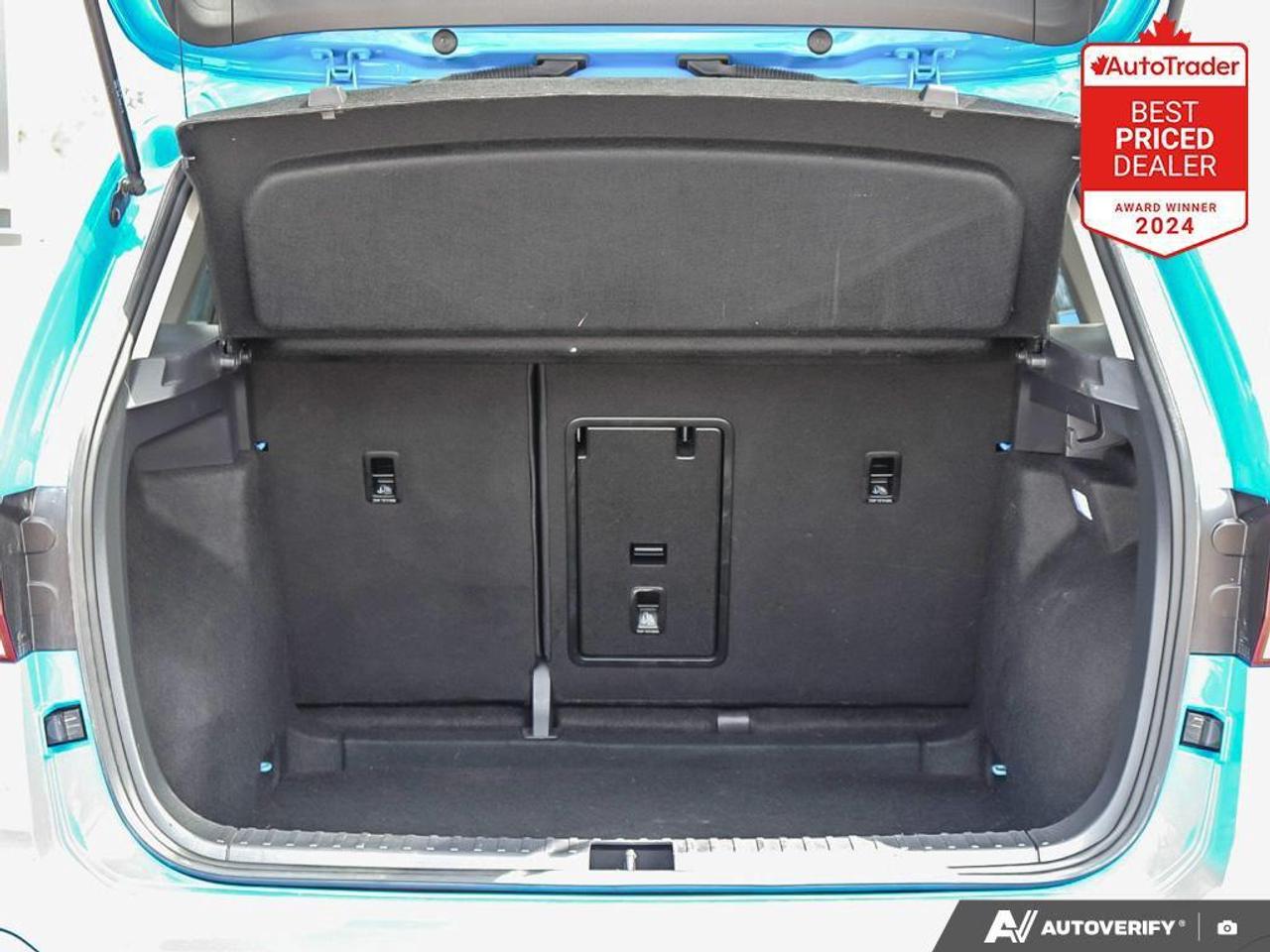 2024 Volkswagen Taos Comfortline 4dr Front-Wheel Drive Photo
