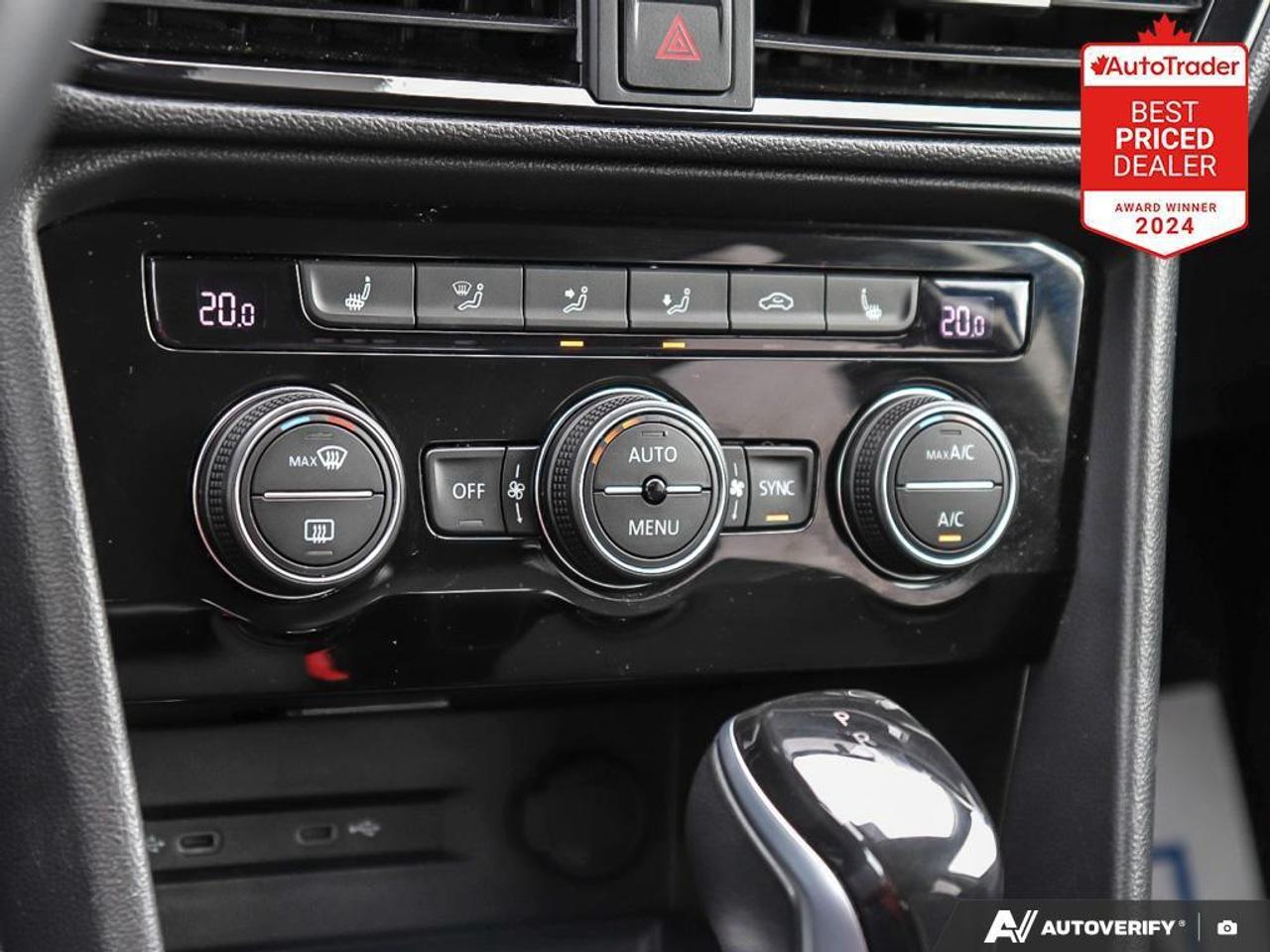 2024 Volkswagen Taos Comfortline 4dr Front-Wheel Drive Photo