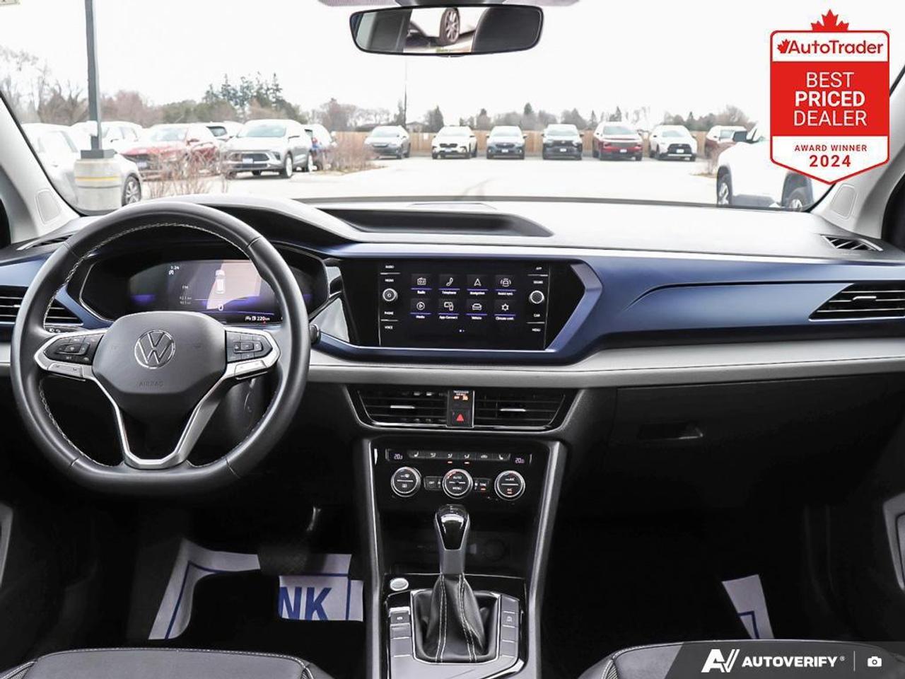 2024 Volkswagen Taos Comfortline 4dr Front-Wheel Drive Photo