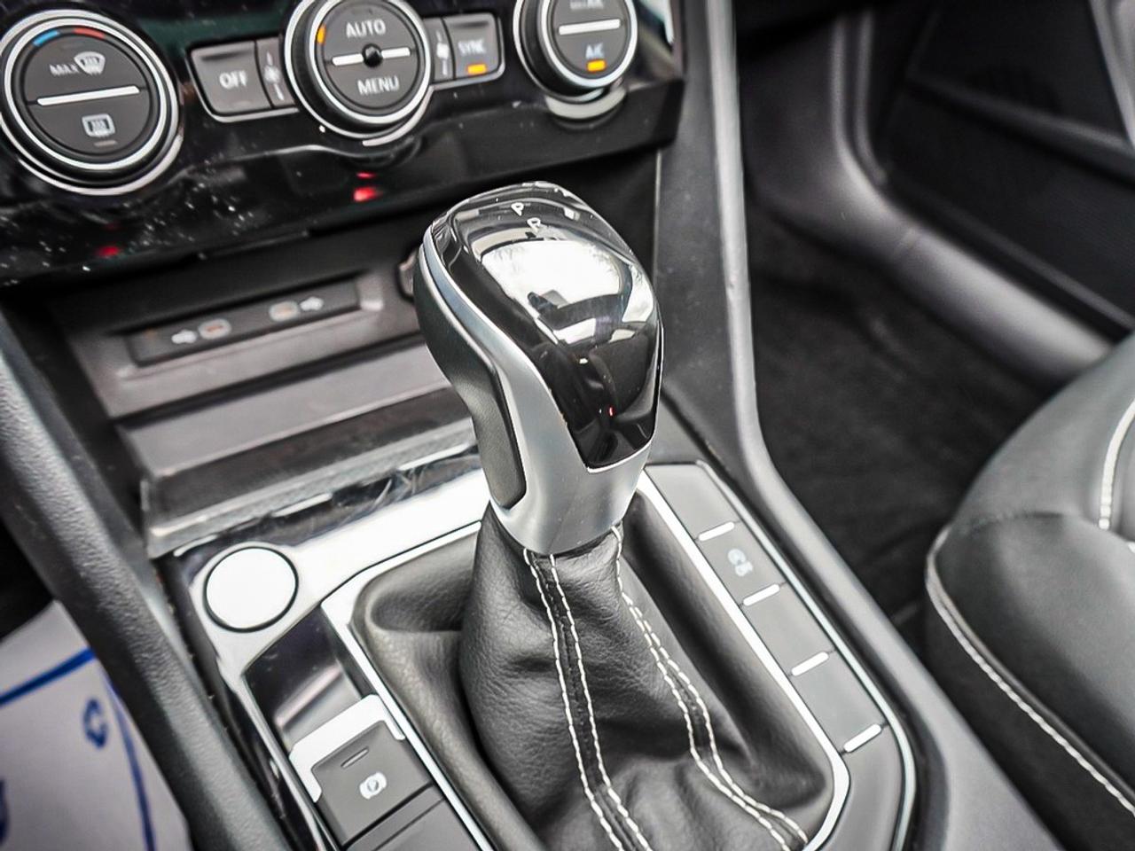 2024 Volkswagen Taos  Photo