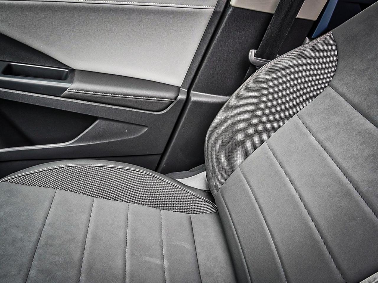 2024 Volkswagen Taos  Photo