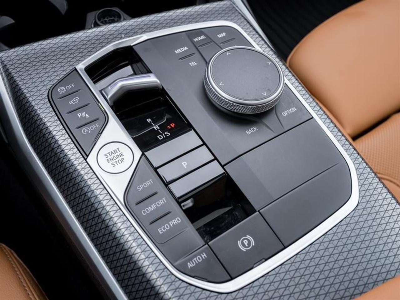2023 BMW 330 i xDrive 4dr All-Wheel Drive Sedan Photo