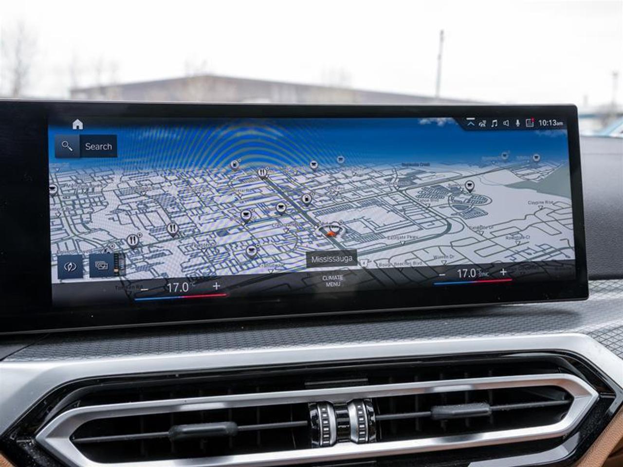 2023 BMW 330 i xDrive 4dr All-Wheel Drive Sedan Photo