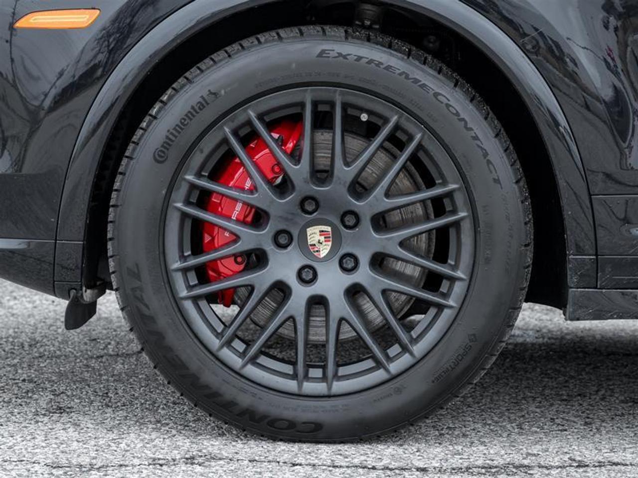 2017 Porsche Cayenne GTS 4dr All-wheel Drive Photo