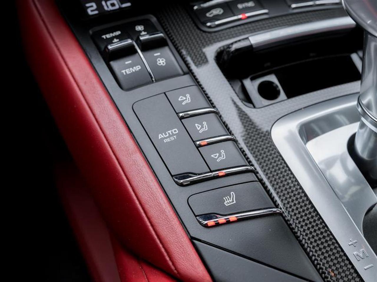 2017 Porsche Cayenne GTS 4dr All-wheel Drive Photo
