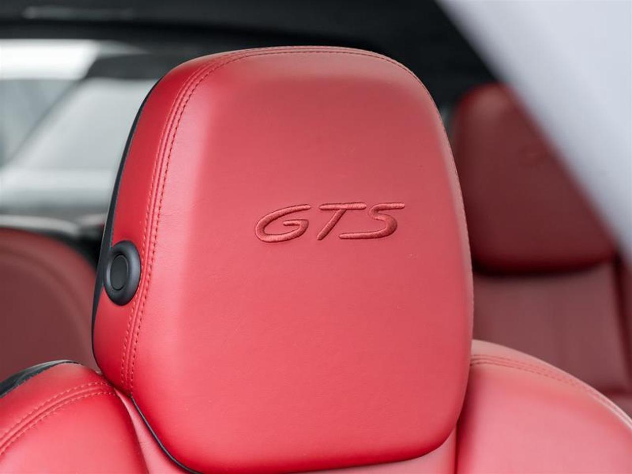 2017 Porsche Cayenne GTS 4dr All-wheel Drive Photo