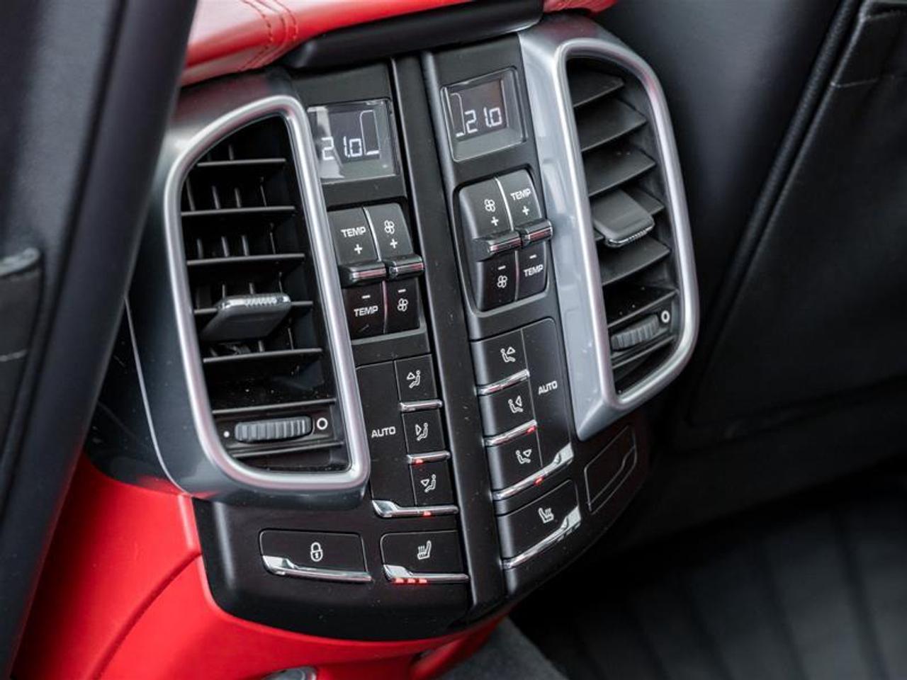 2017 Porsche Cayenne GTS 4dr All-wheel Drive Photo
