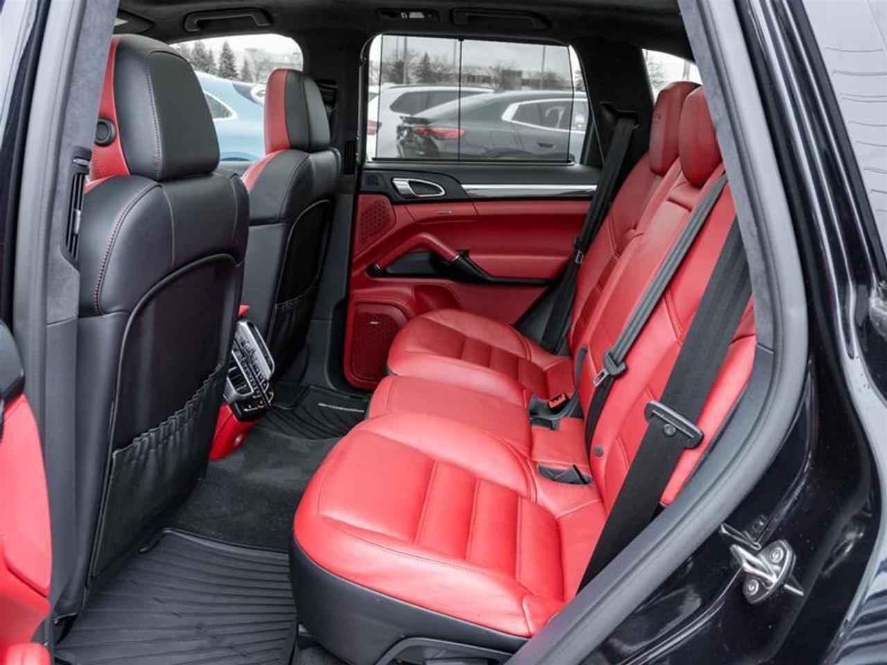 2017 Porsche Cayenne GTS 4dr All-wheel Drive Photo