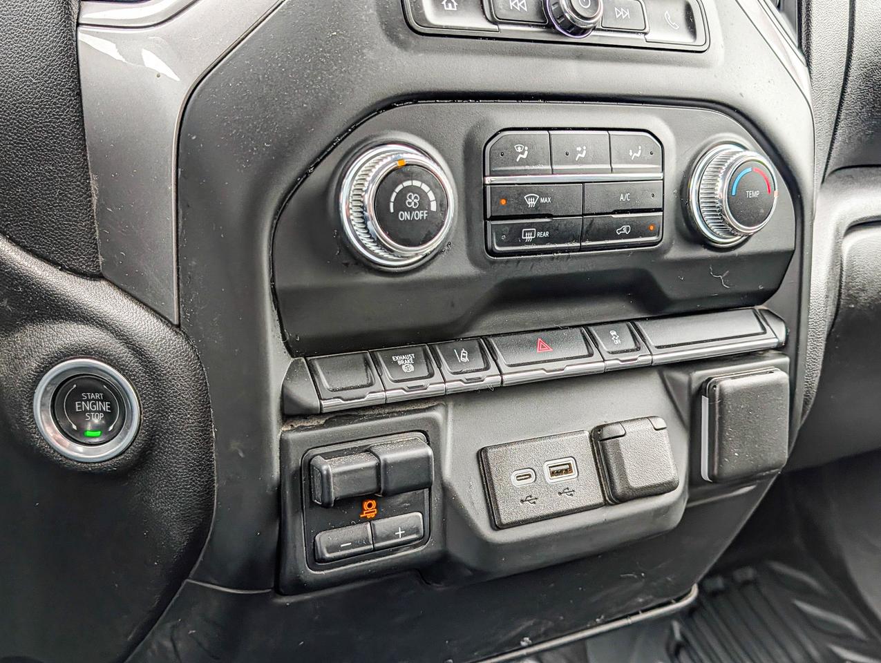 2024 GMC Sierra 3500HD CC Pro Photo