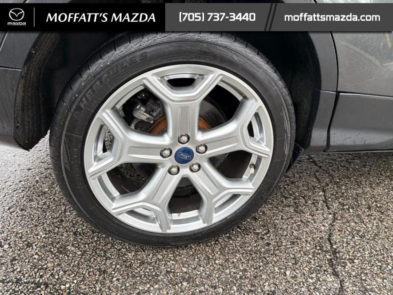 2019 Ford Escape Titanium 4WD Photo