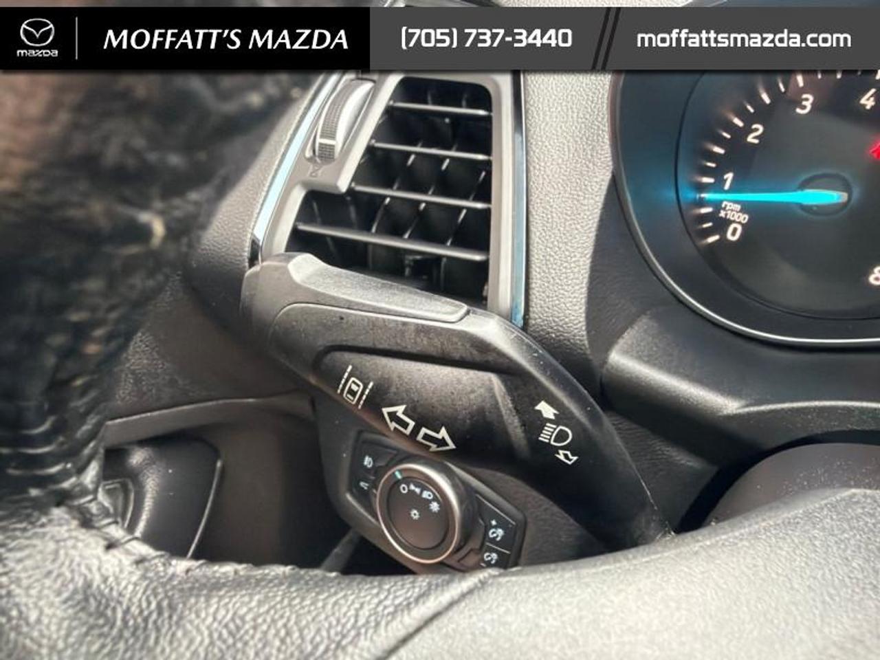 2019 Ford Escape Titanium 4WD Photo