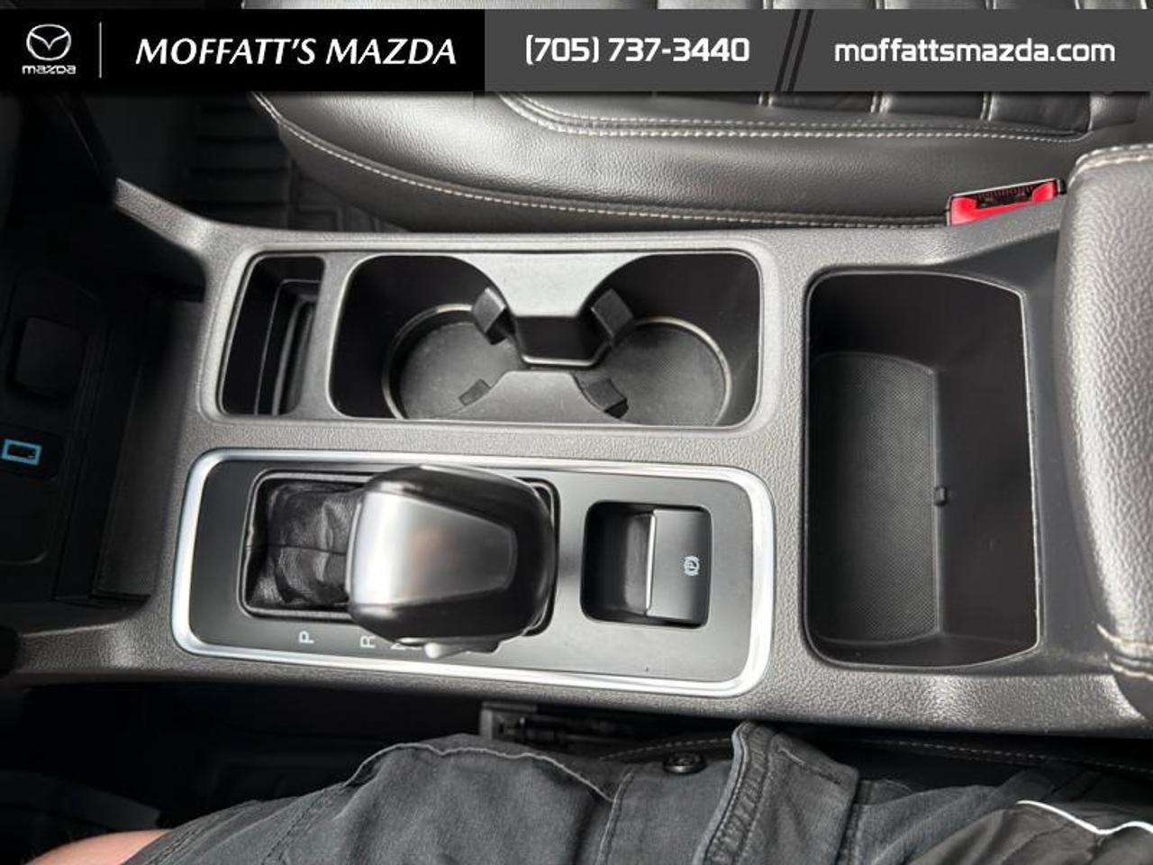 2019 Ford Escape Titanium 4WD Photo