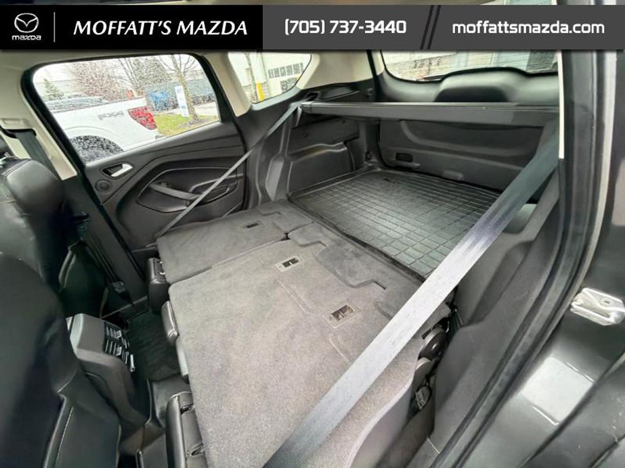 2019 Ford Escape Titanium 4WD Photo