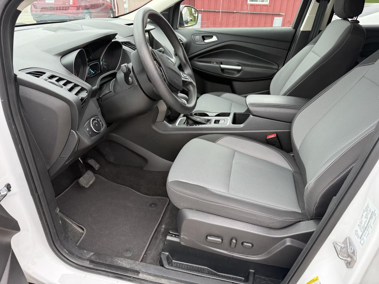 2018 Ford Escape SE 4x4 Photo