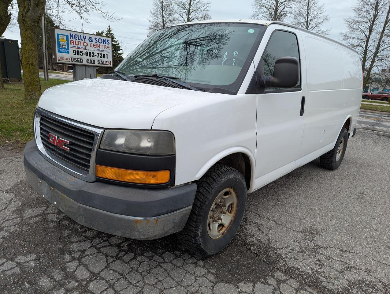 Used 2009 GMC Savana Cargo Van 