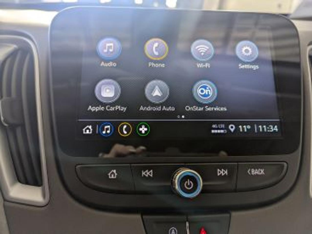 2021 Chevrolet Malibu LS LOW LOW KILOMETERS!! Photo