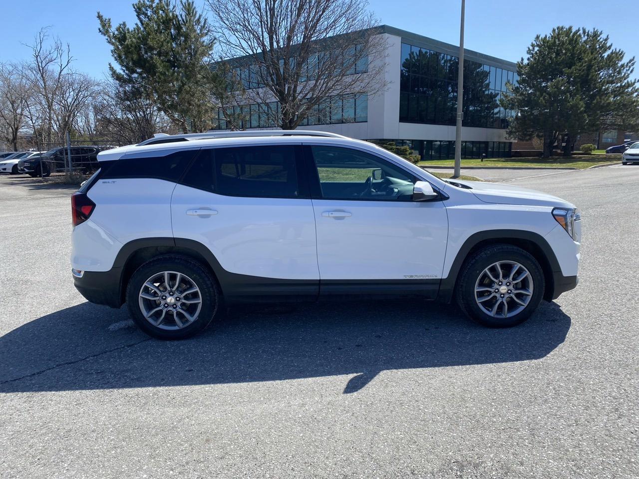 2022 GMC Terrain SLT AWD Photo