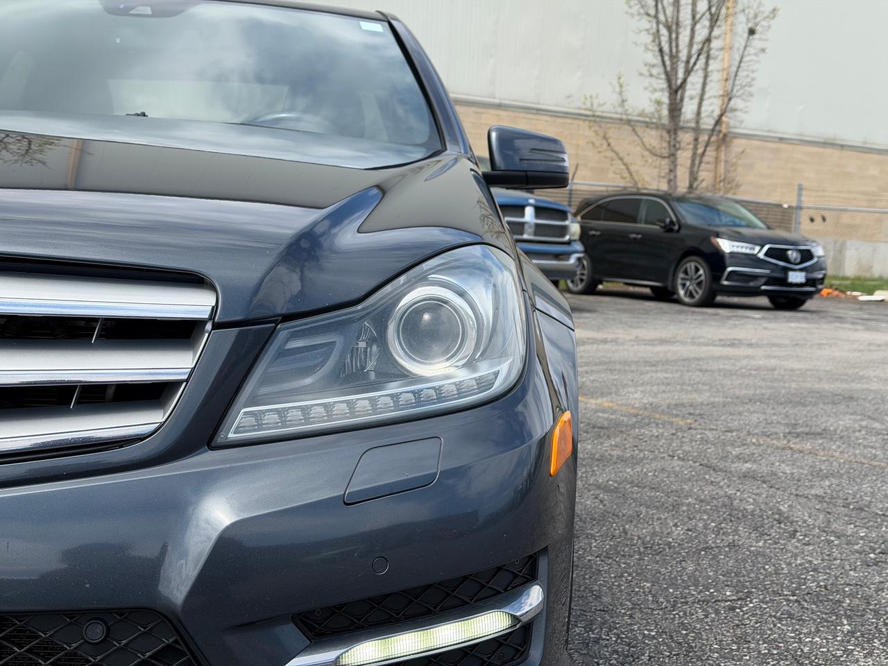 2013 Mercedes-Benz C-Class C350 4MATIC **GREAT SERVICE HISTORY** Photo