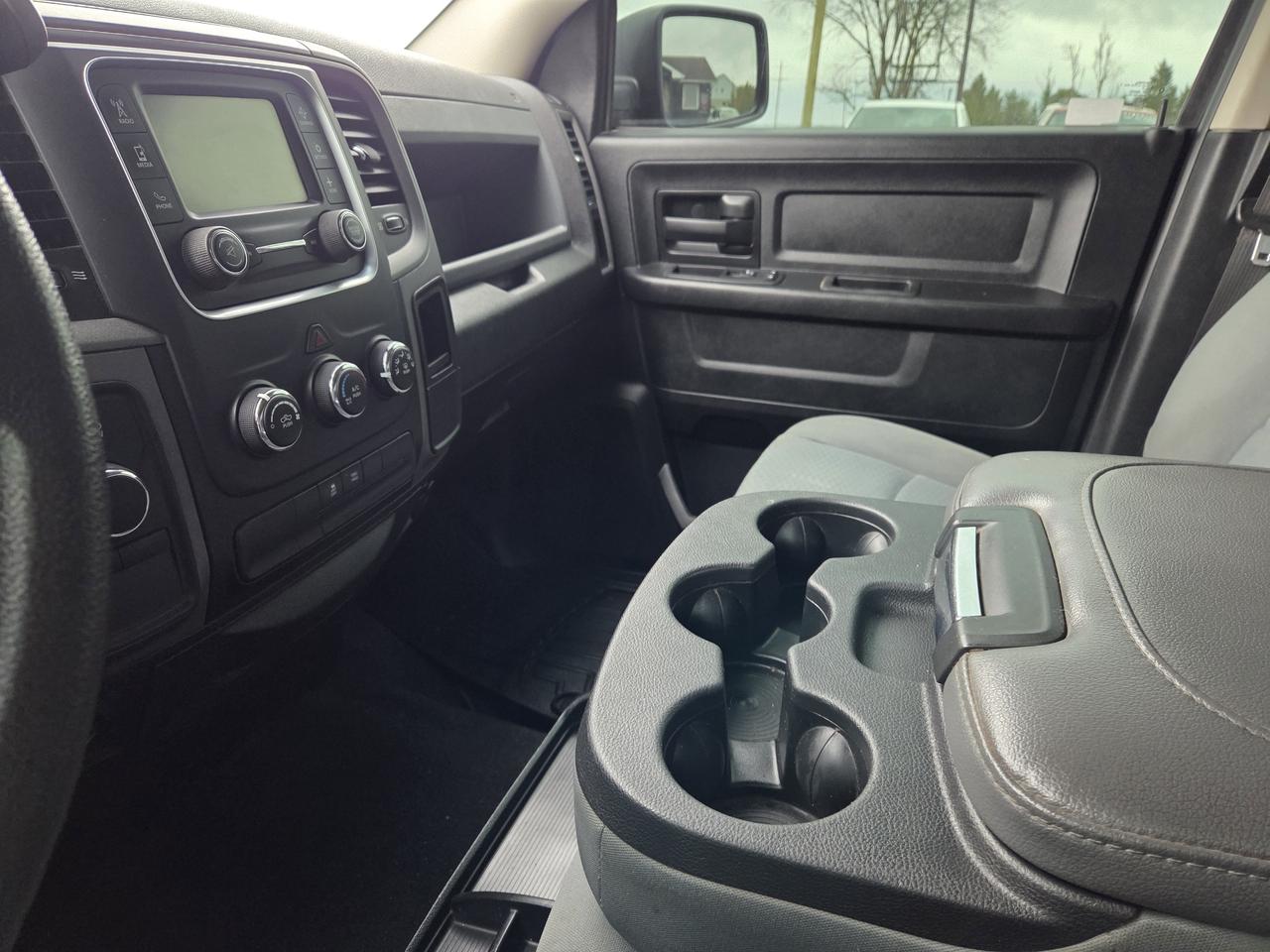 2019 RAM 1500 Classic EXPRESS Photo