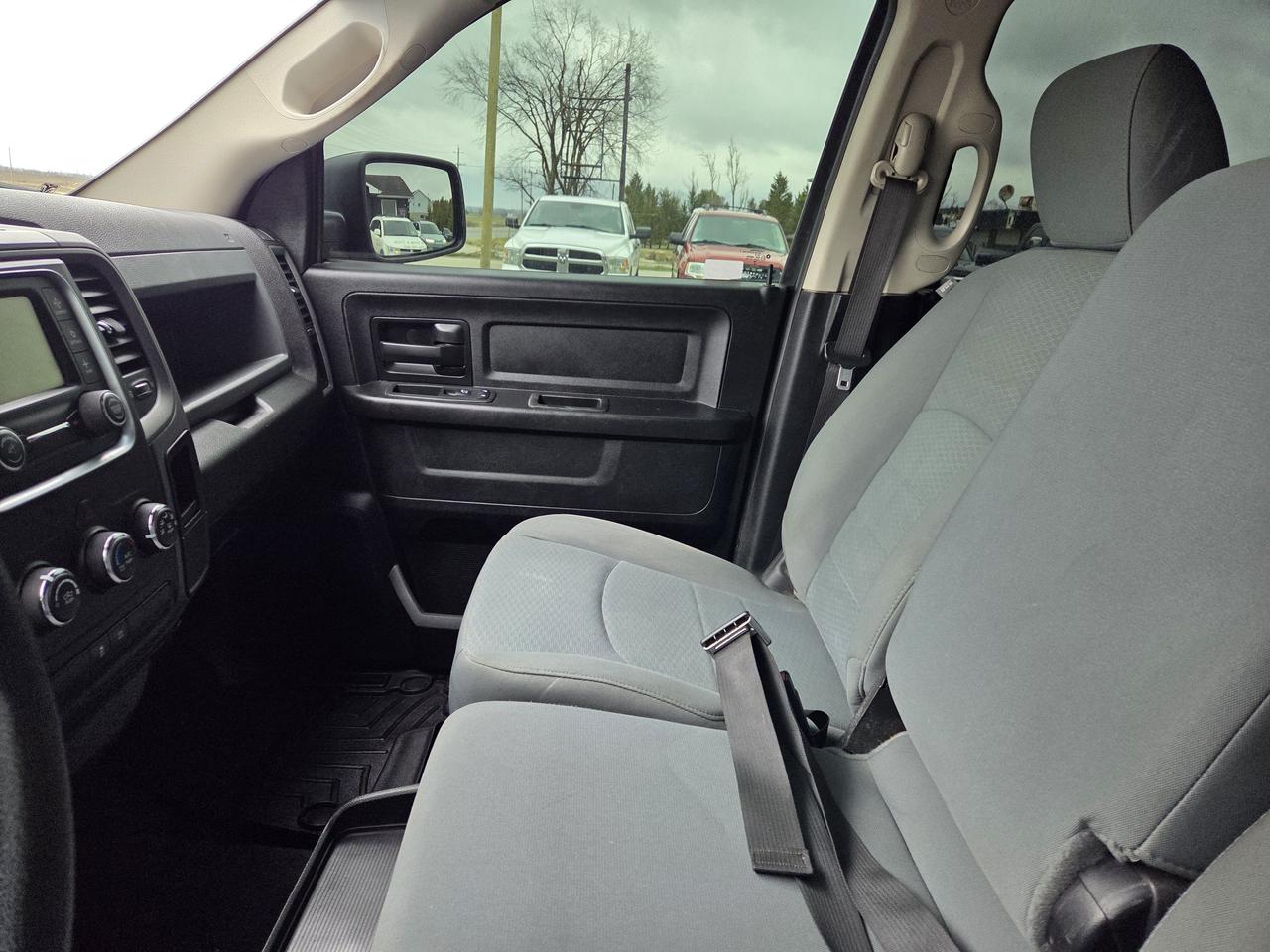 2019 RAM 1500 Classic EXPRESS Photo