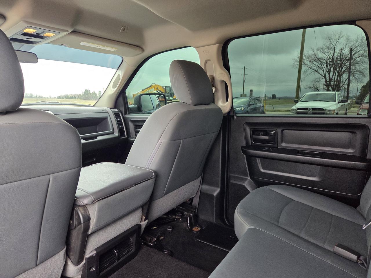 2019 RAM 1500 Classic EXPRESS Photo