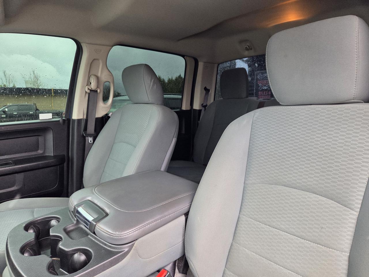 2019 RAM 1500 Classic EXPRESS Photo