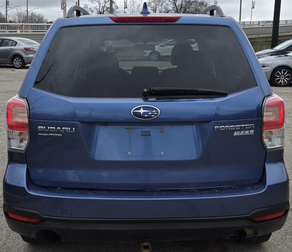 2017 Subaru Forester I / NO ACCIDENTS / BLUETOOTH / REAR CAM /HTD SEATS Photo