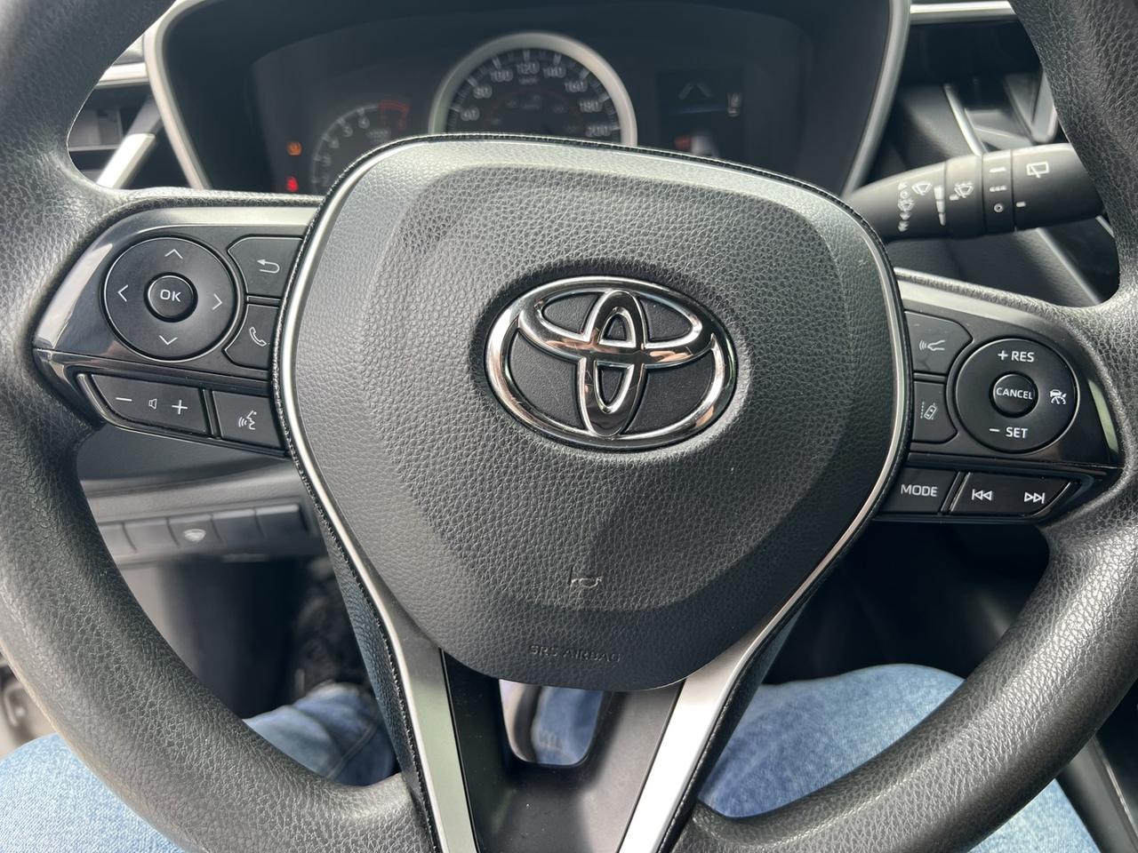 2020 Toyota Corolla Hatchback Photo