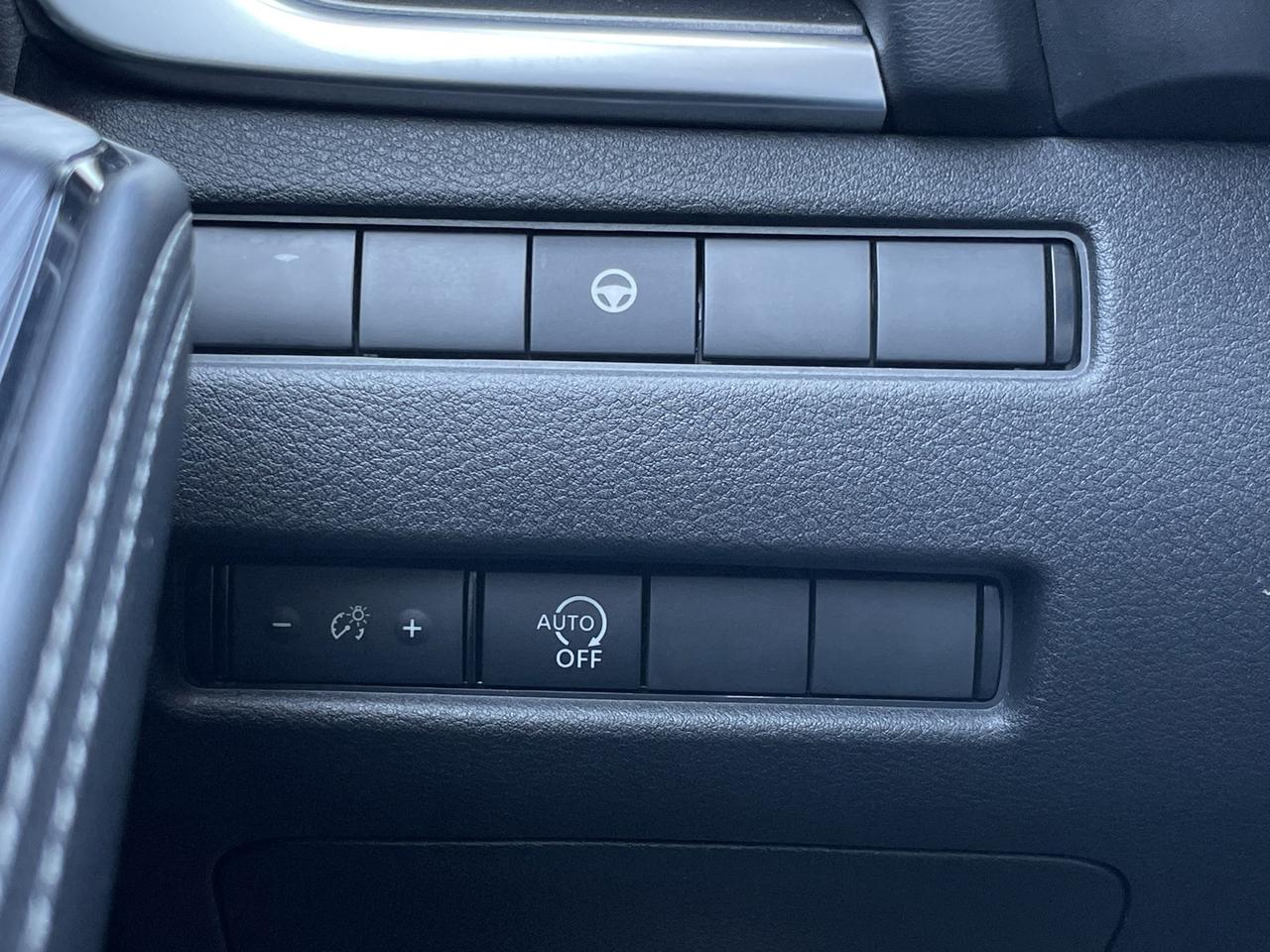 2023 Nissan Rogue SV Moonroof AWD *One Owner Photo