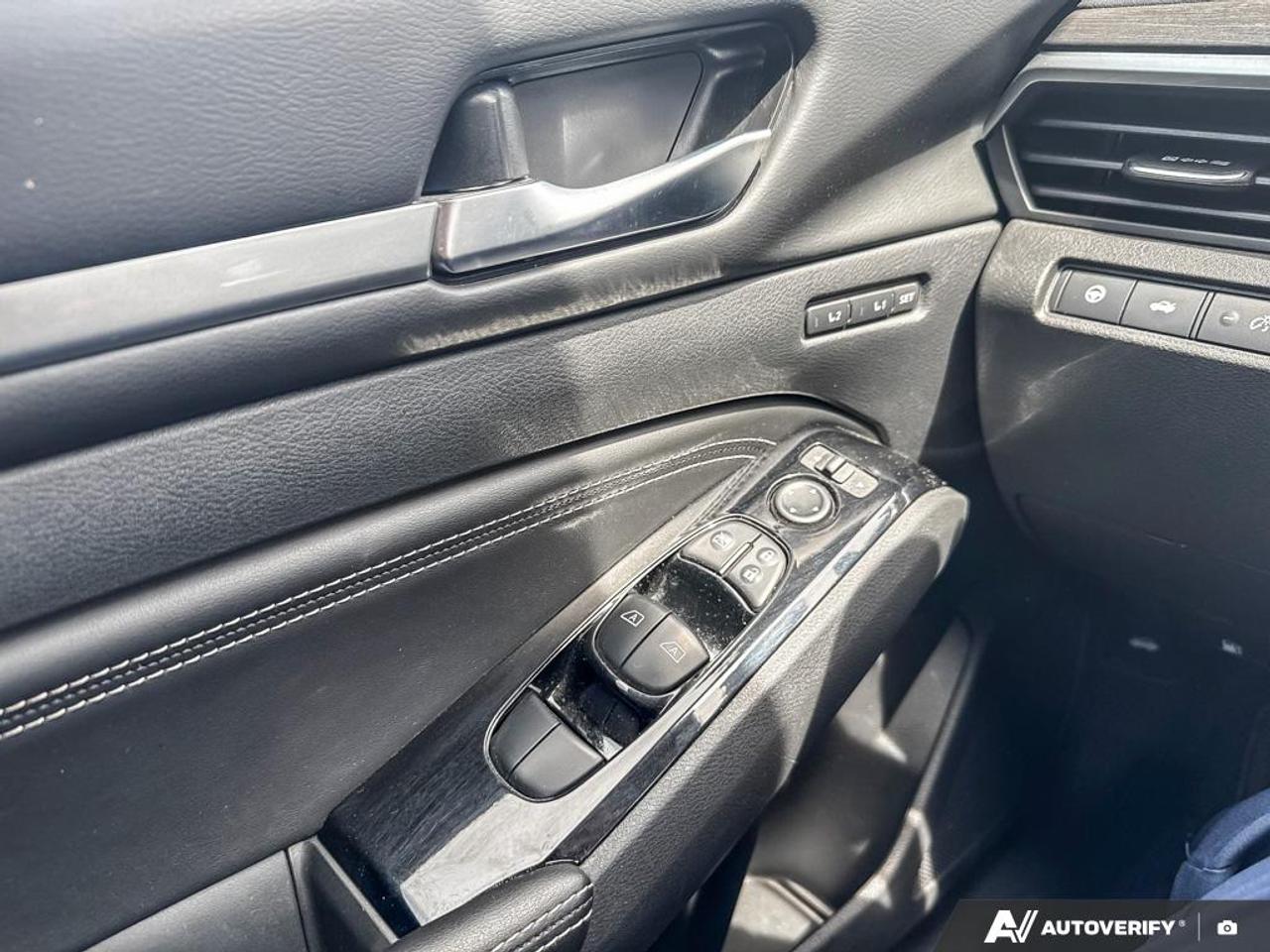 2023 Nissan Altima PLATINUM / NO ACCIDENTS / AWD / LEATHER /ROOF/NAV Photo