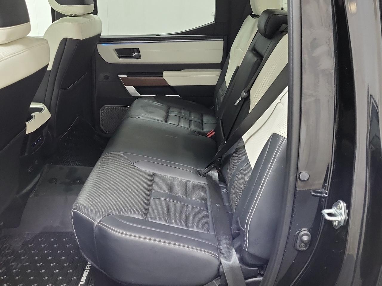 2022 Toyota Tundra Capstone Hybrid |CREW CAB|PANO|LEATHER SEATS|CAM| Photo4