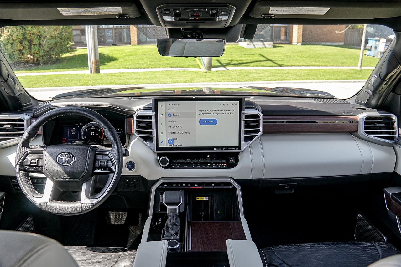 2022 Toyota Tundra Capstone Hybrid |CREW CAB|PANO|LEATHER SEATS|CAM| Photo